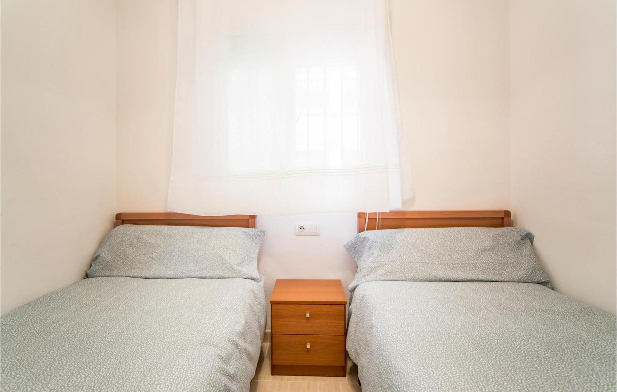 Beautiful Apartment In Oropesa Del Mar With Wifi Екстериор снимка