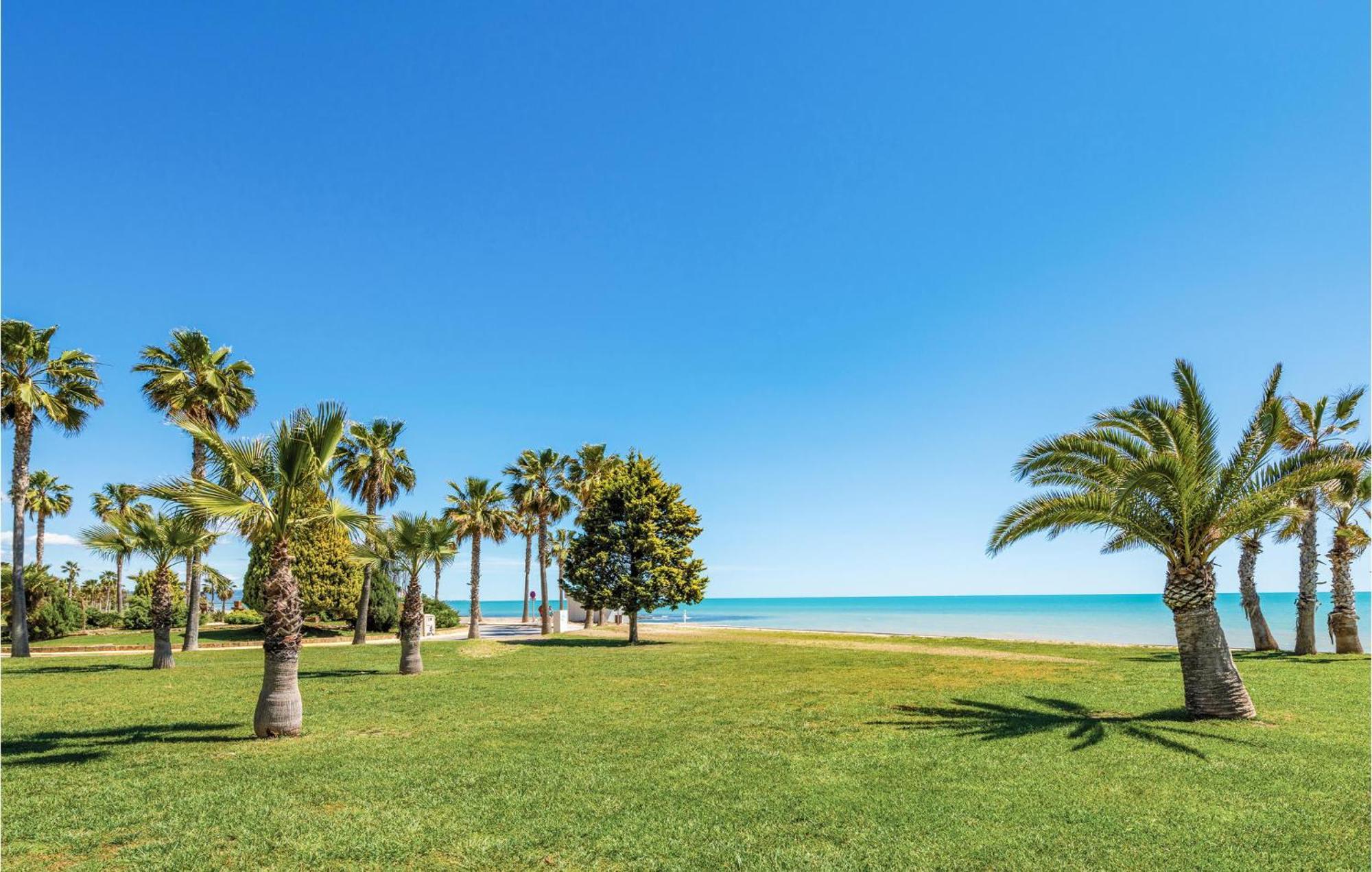 Beautiful Apartment In Oropesa Del Mar With Wifi Екстериор снимка